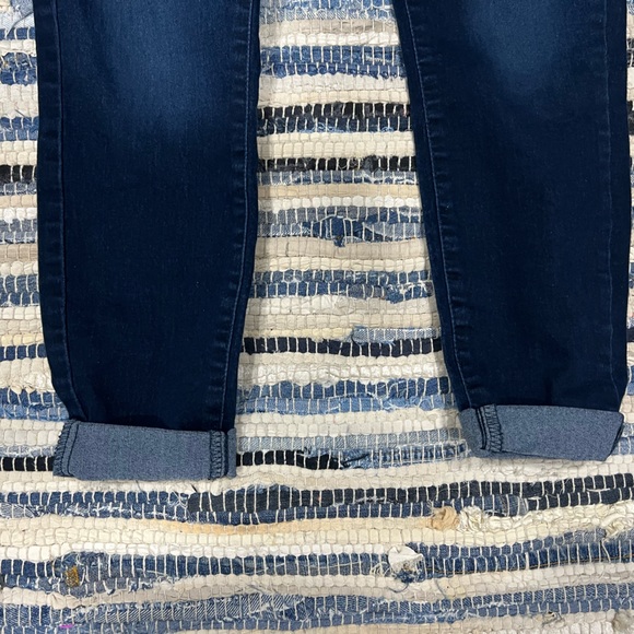 Women’s Levi’s pull on skinny jeans size 27x30 - Picture 2 of 9